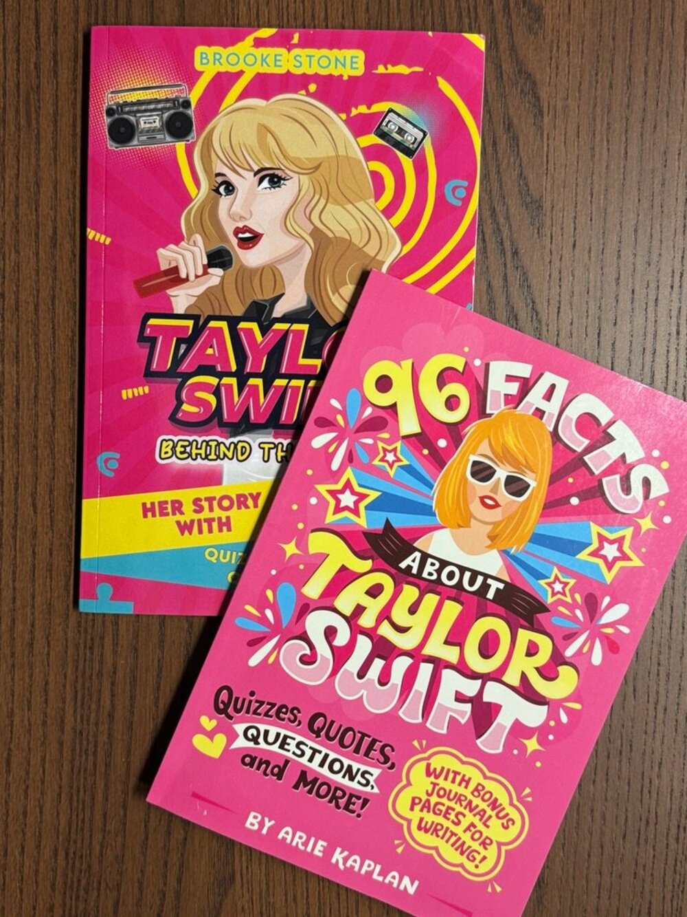 TAYLOR SWIFT Fan Book Lot (2) Swifties Facts Quizzes Quotes Stories Journals